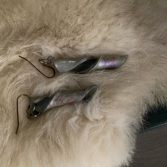 One of a kind handmade spiral drop earrings - Picture 2 of 2